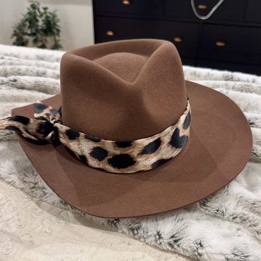 GIGI PIP Brown Fedora with Leopard Print Band